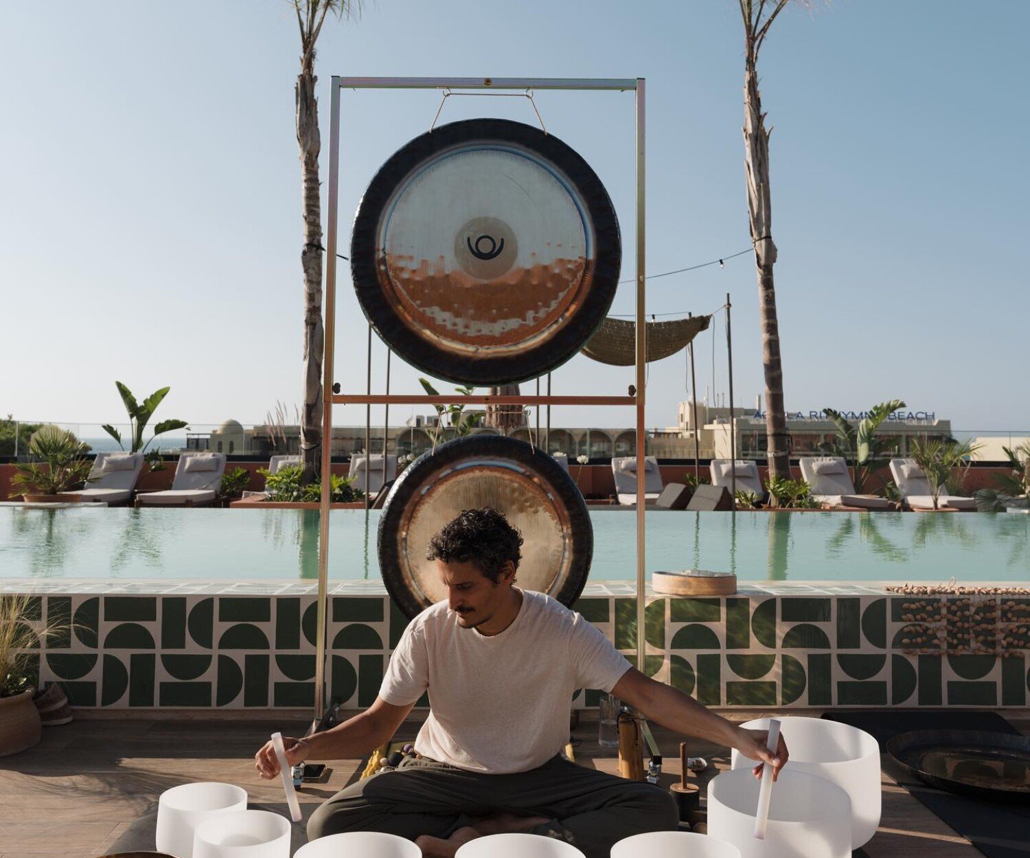 Manolis Zografakis - Sound Healing in Crete, Greece