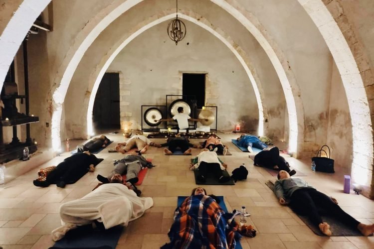 Gong Bath Therapy Everything You Need To Know Soundhealing.gr